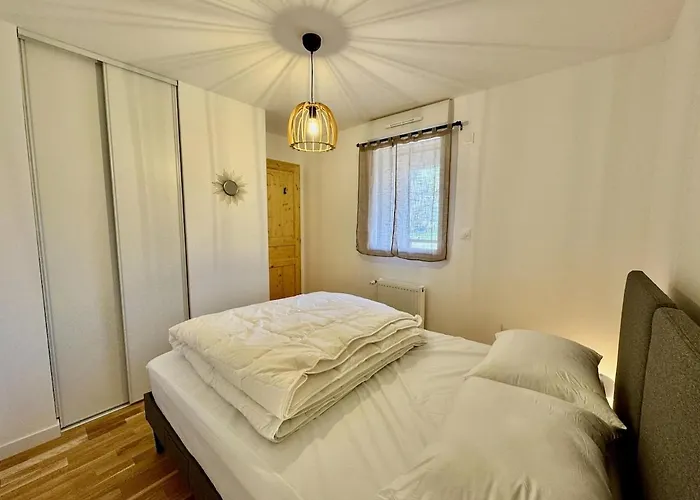 Appartement 4 A 5 Personnes Au Bord Du Lac