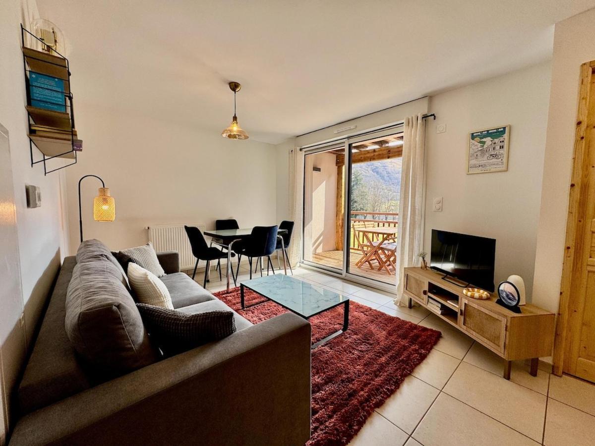 Apartment 4 A 5 Personnes Au Bord Du Genos