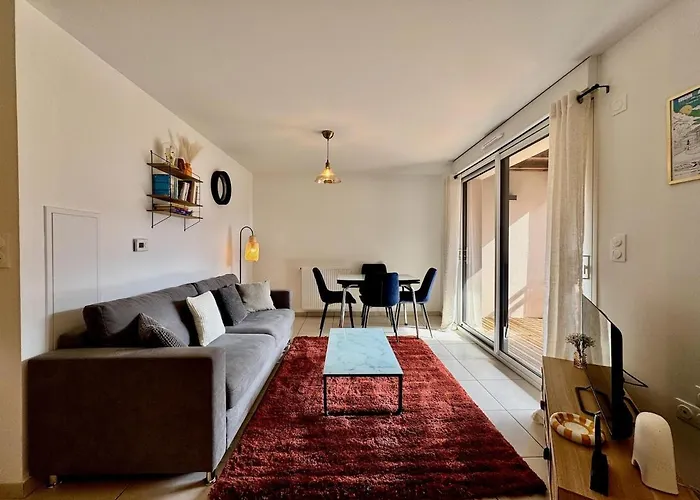Appartement 4 A 5 Personnes Au Bord Du Lac